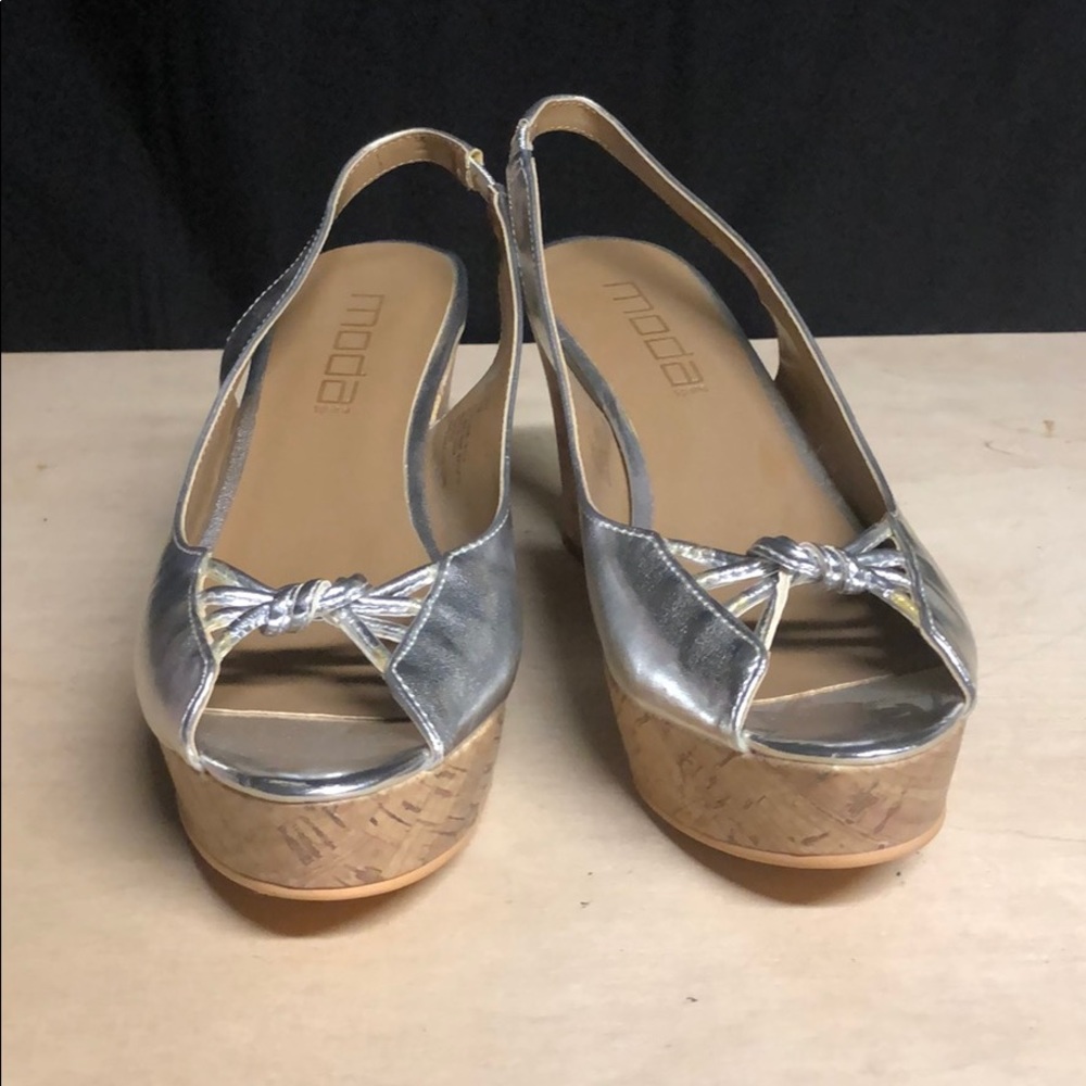 Silver Moda Wedges - Picture 3 of 7
